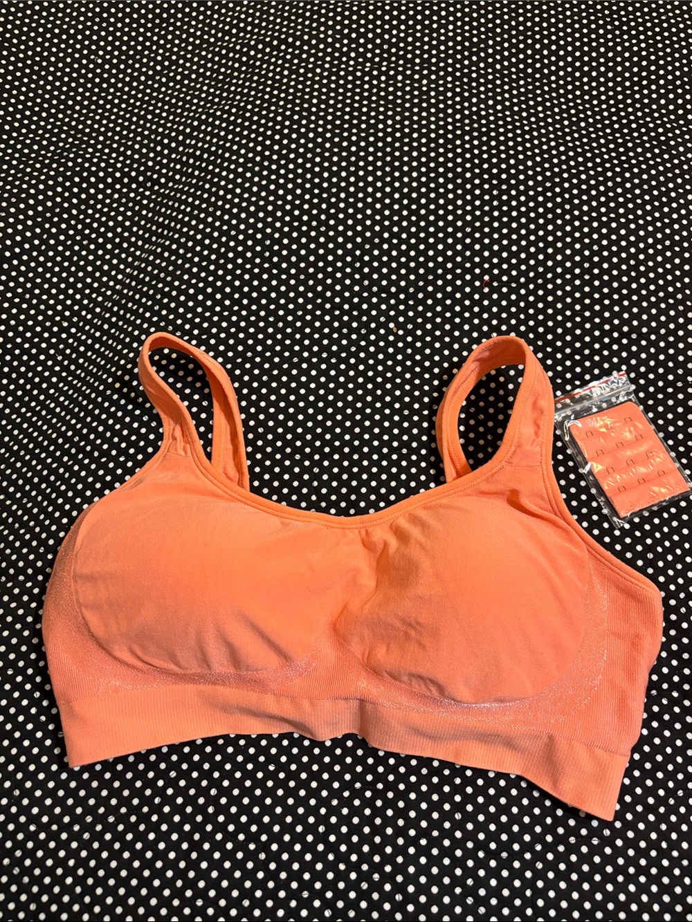 Underoutfit’s style 457 size large Seamless Orange Wireless Comfort Bra